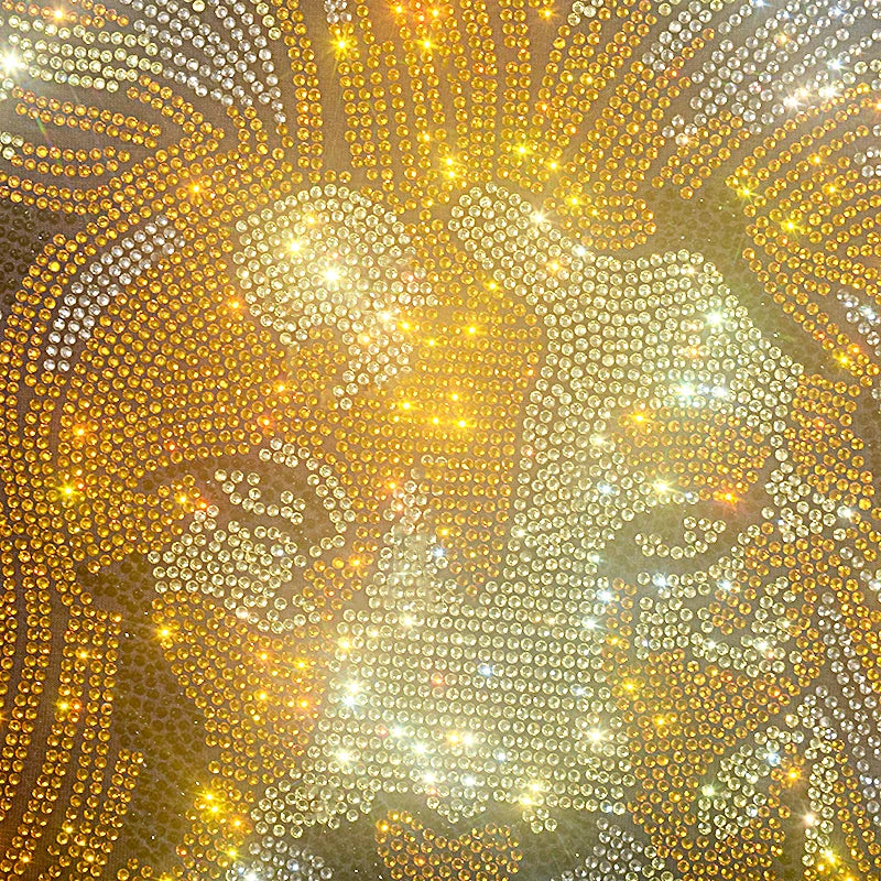 Golden Lion Hot Diamond Sequin Iron-On Applique Patch – Hot Fix Rhinestone Transfer Motif for DIY Shirts, Dresses, Jackets & Bags – Royal Gold Lion Design for Clothing Decoration